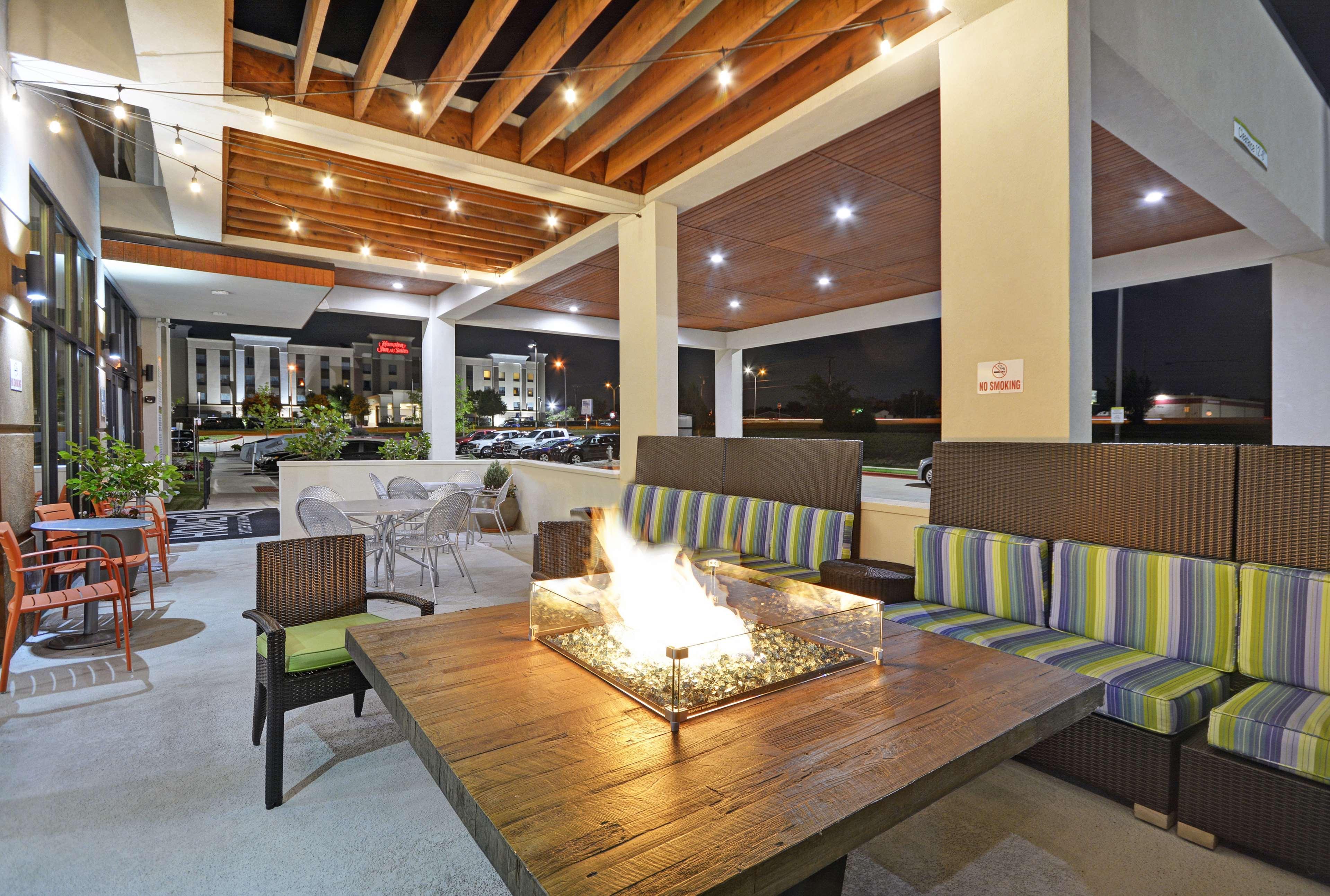 Home2 Suites By Hilton Dallas Desoto Exteriér fotografie